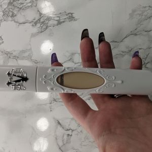 Kvd foundation